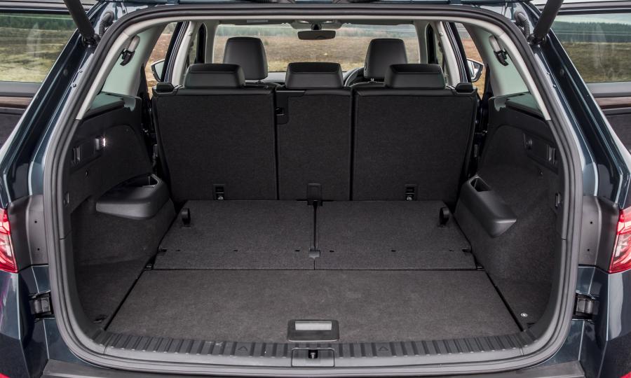 Багажник Skoda Kodiaq Scout 2017 года  (UK) (фото 32 из 36)
